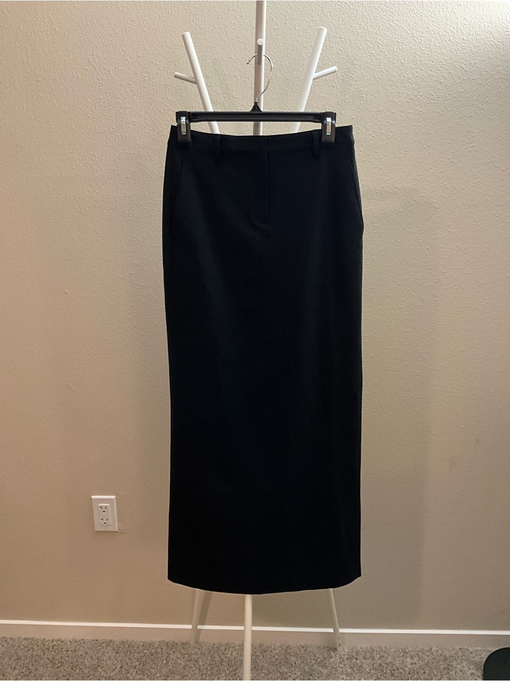 Theory NWT Black Virgin Wool Tailored Maxi Skirt size 2